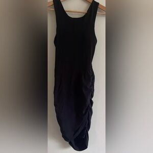 Women's Athleta Dress Racer Back Size Medium built in shell bra black